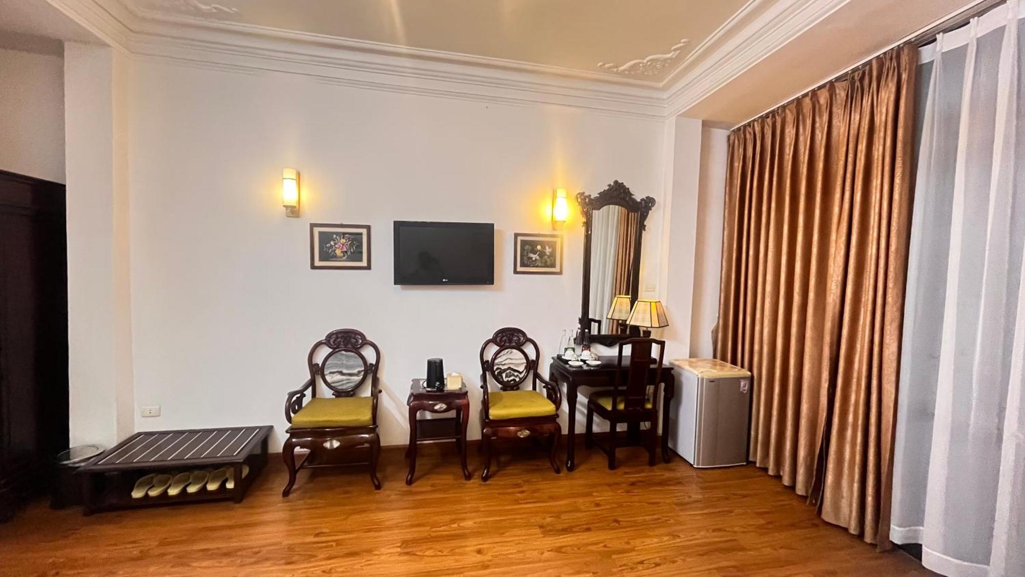Hanoi Win Hotel & Travel Экстерьер фото